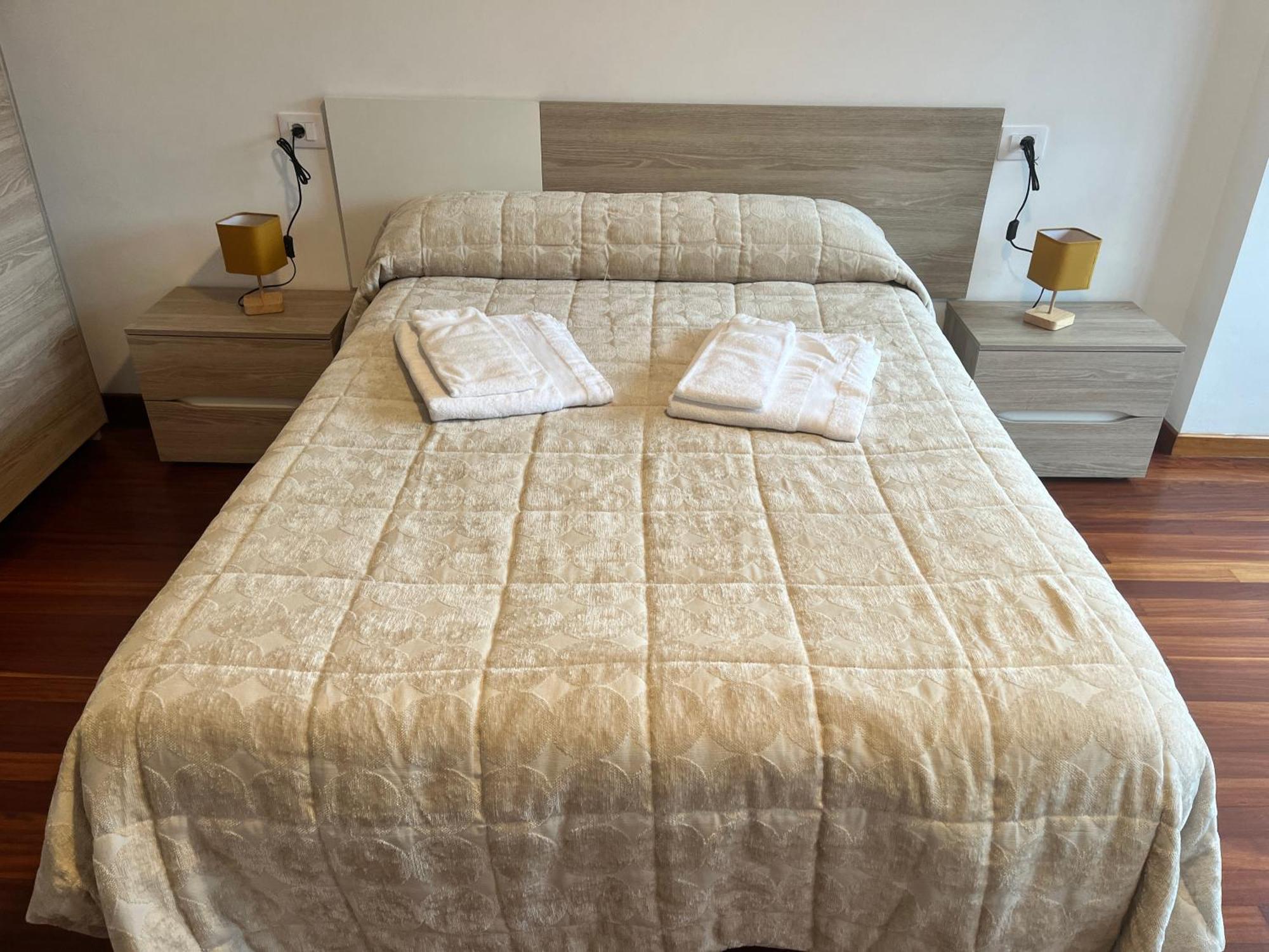 Apartamento Bralo Padron Luaran gambar
